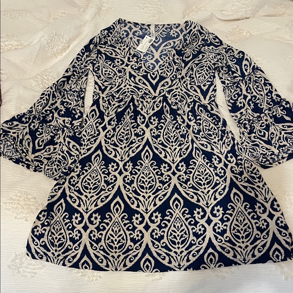 Cream II Navy and White low V neck Patterned Dress with bell sleeves